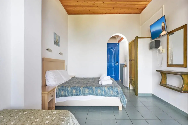Dionysos Apartments