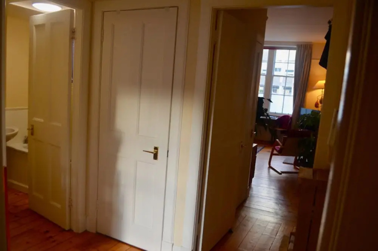 1 Bedroom Flat In Edinburgh