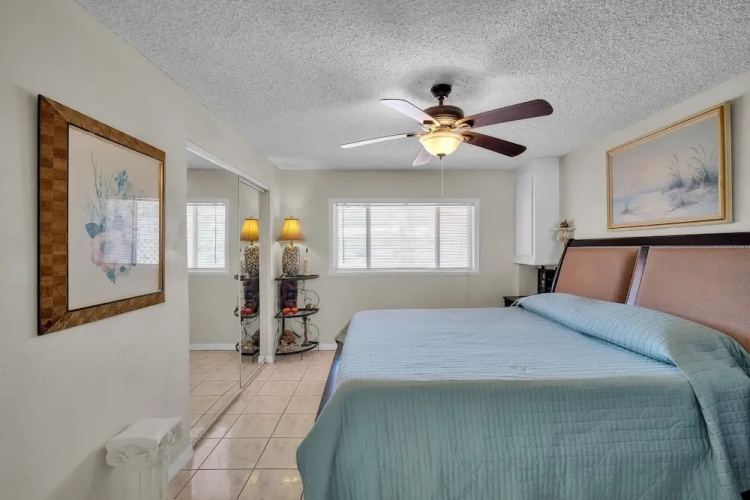 Waterfront Escape With Private Pool & Gulf Access 3 Bedroom Home