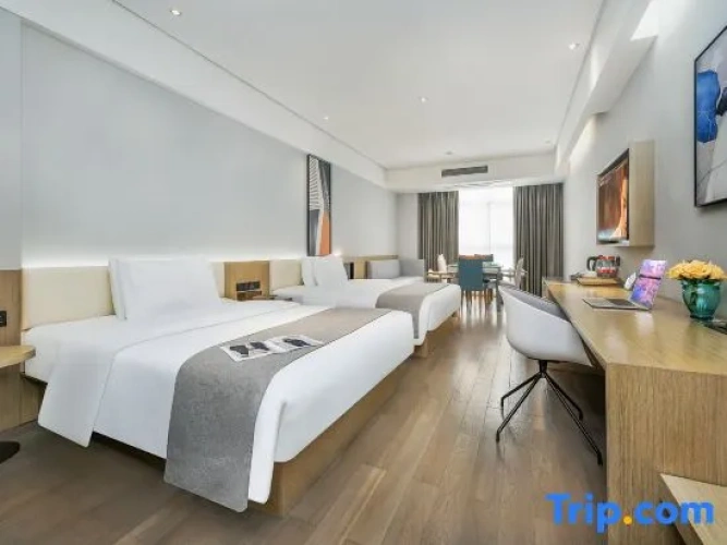 Superior Sextuple room