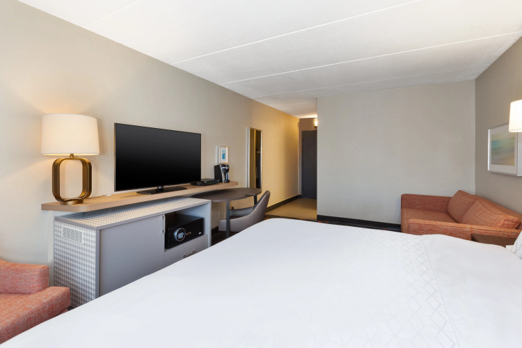 Holiday Inn Westbury - Long Island photo 8