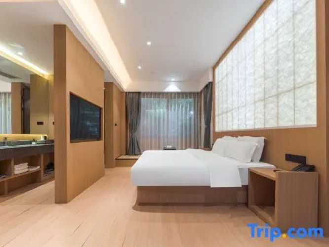 Standard Double room with courtyard view