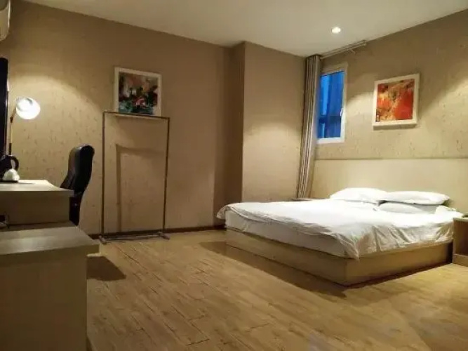 Hello Hotel