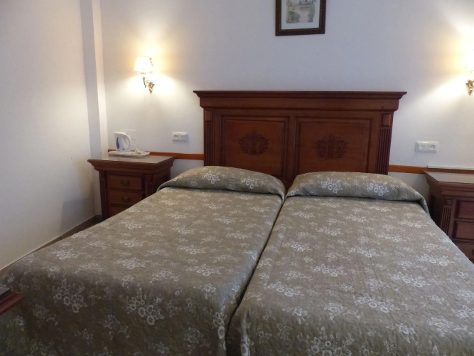 Hostal Dianes