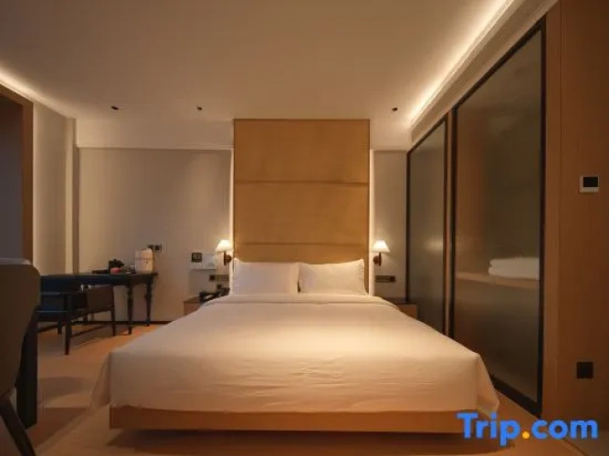 Standard Double room with view