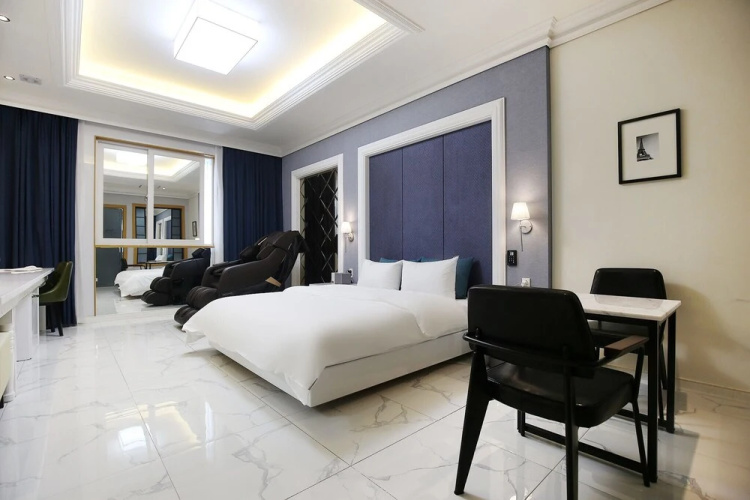 Seosan Hello Hotel