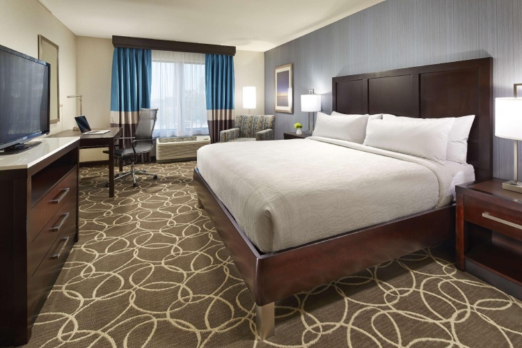 Double Hearing accessble room