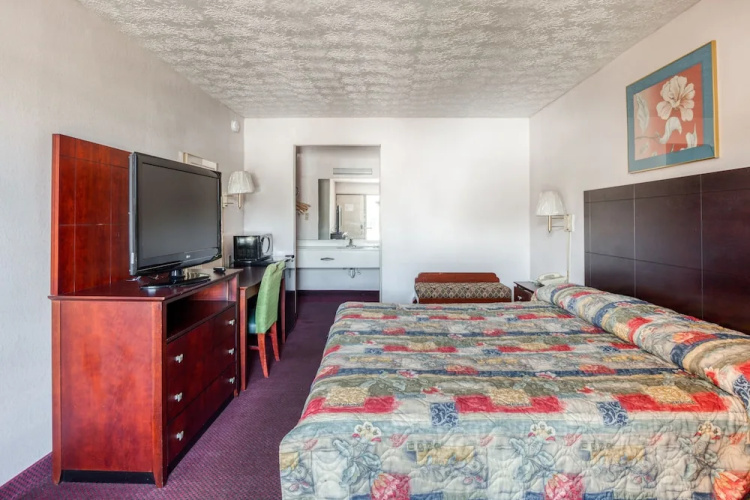 Super Inn Decatur