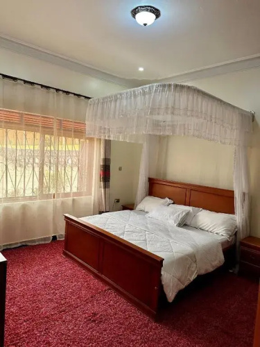 Makanga Hill Suites
