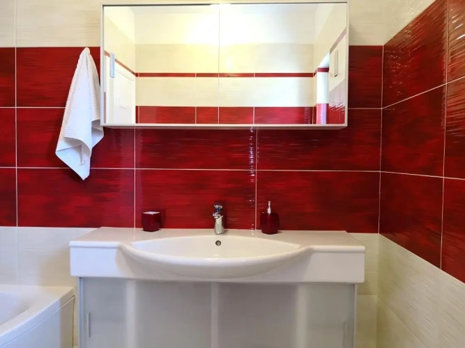 3 Bedrooms Apartment