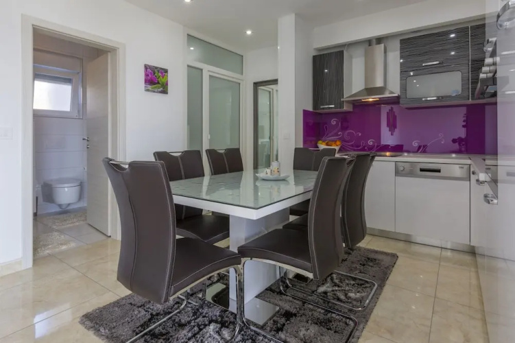 Apartment SAJO