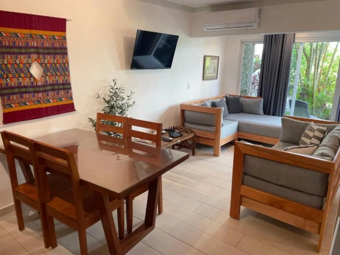 2 Bedrooms Apartment