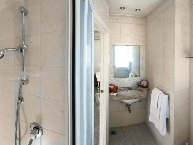 Standard Double room with balcony and with sea view