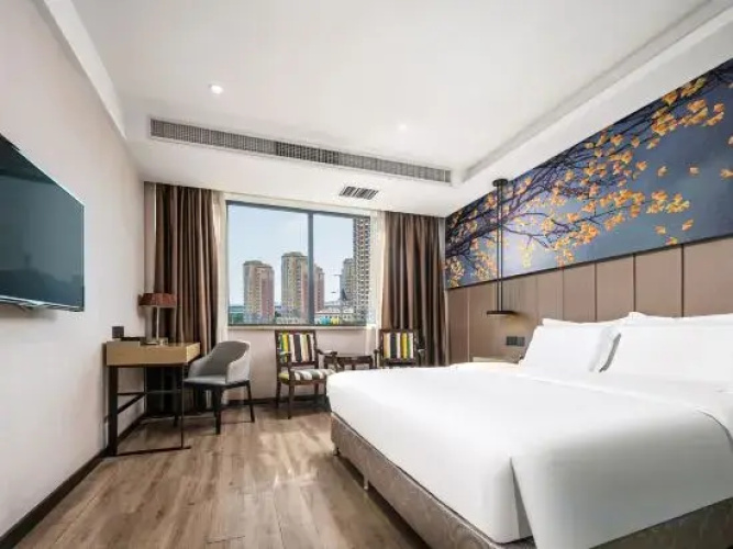 Grapefruit Hotel
