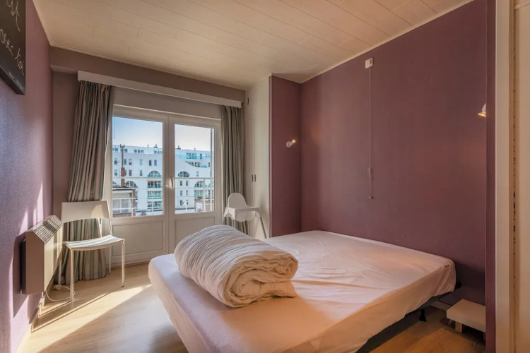 Cosy Renovated Flat on the Seafront
