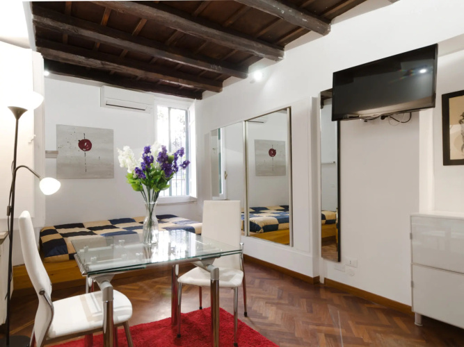 Vicolo del Piede 31 - Trastevere