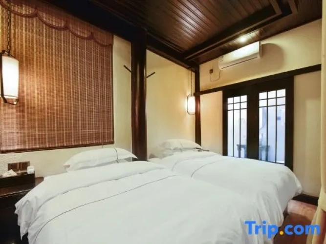 2 Bedrooms Family Suite