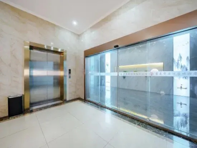 Zuntai Business Hotel