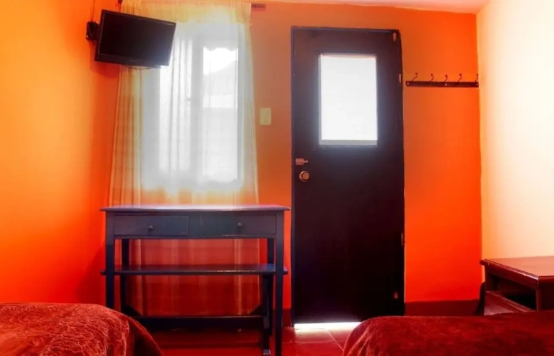 1 Bedroom Economy Twin room with mountain view