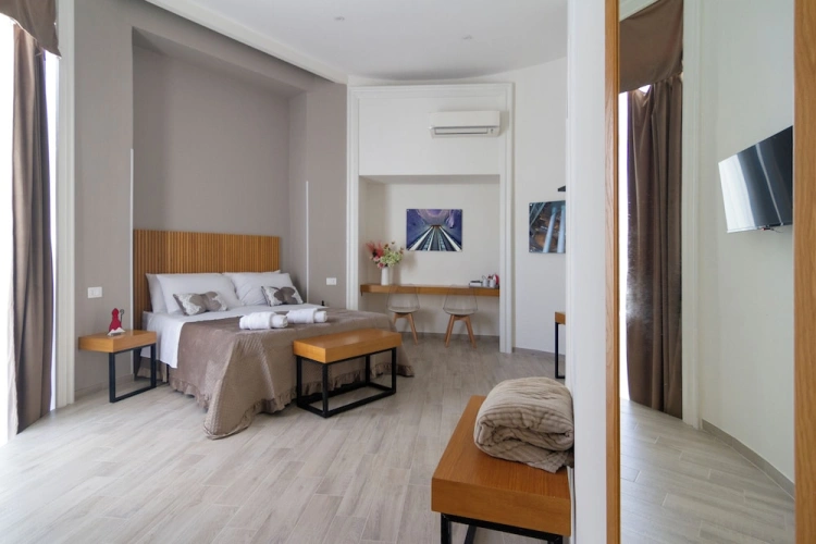 Superior Double room with city view