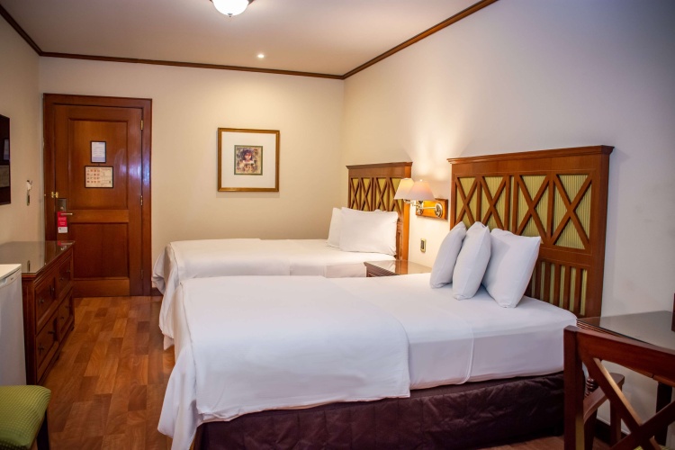 Deluxe Quadruple room