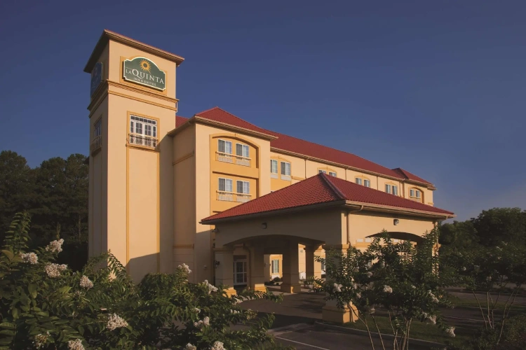 1 Bedroom Deluxe Double Suite