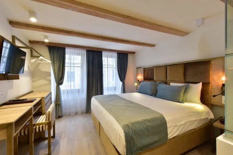 Hotel Rousseau Plus