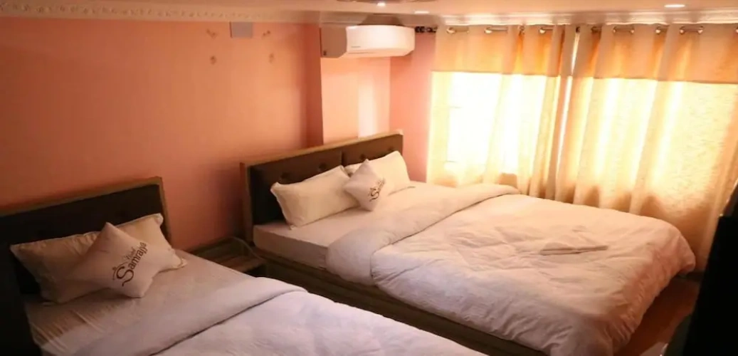 Deluxe Triple room