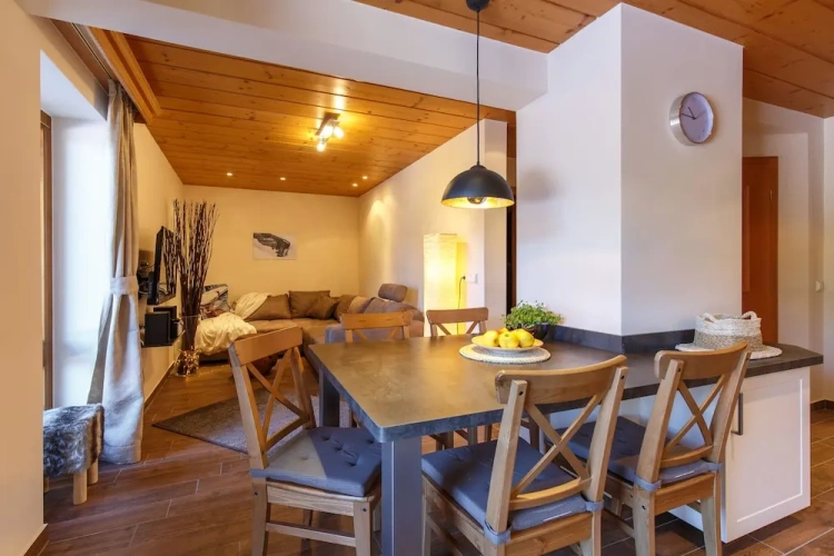 2 Bedrooms Deluxe Apartment with mountain view
