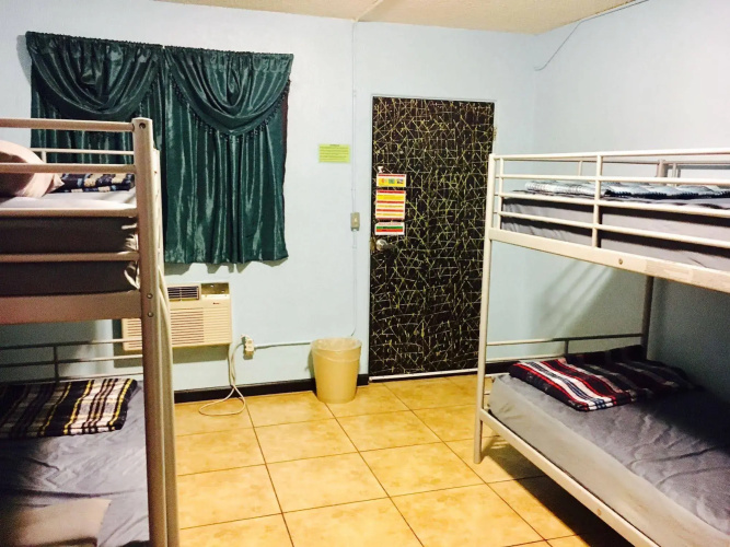 Bungalows Hostel
