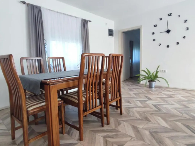 Apartman Flora Vrdnik
