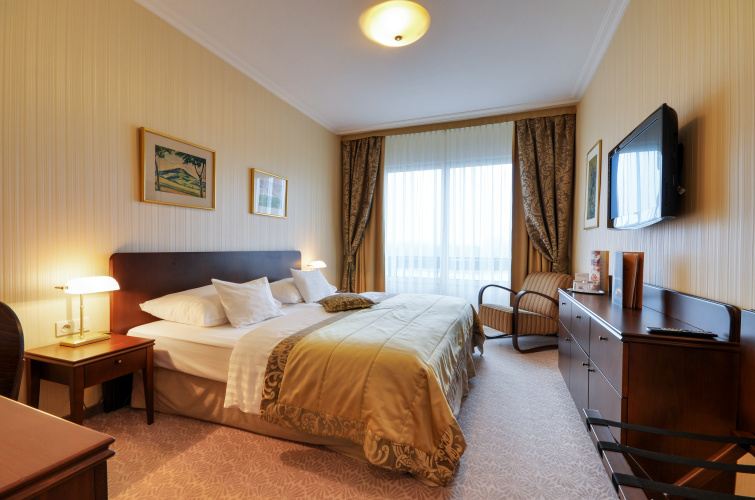 Devin Hotel