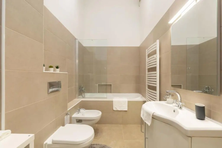 2 Bedrooms Double Apartment