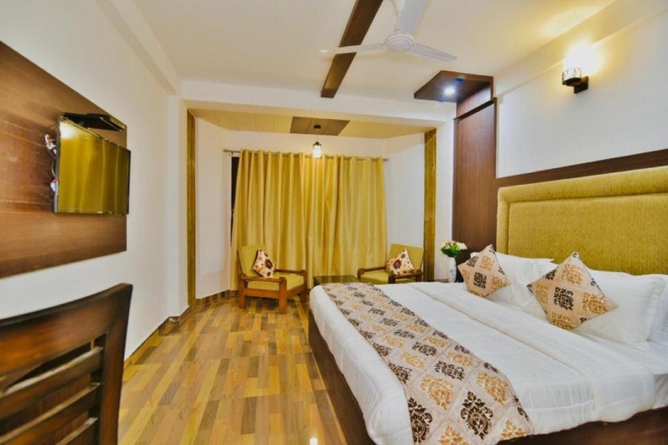 Deluxe Double room with balcony and with view