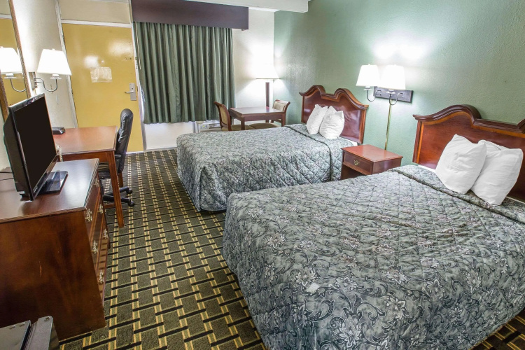 Rodeway Inn Laurens