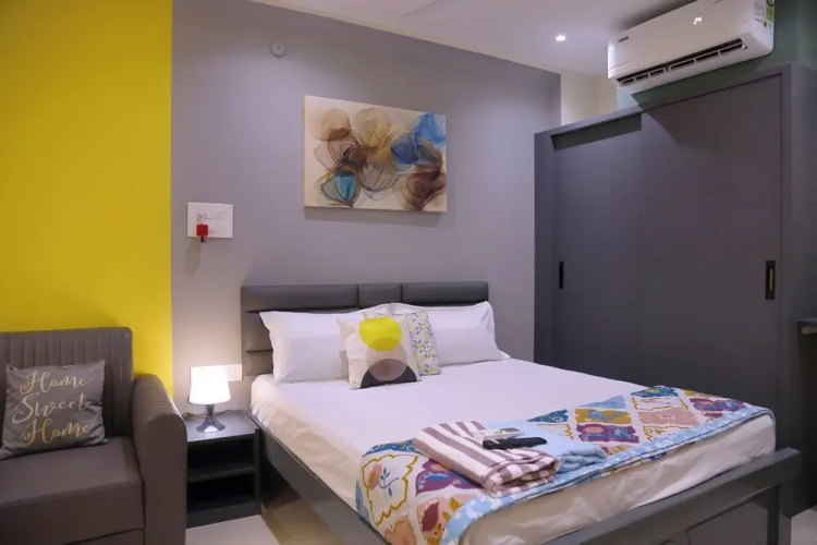 Srinivasam Studio Flat