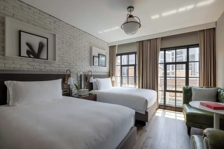 Grand Quadruple room