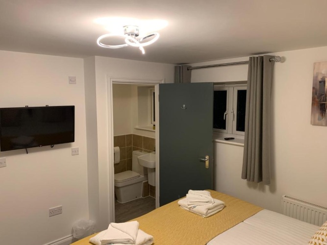 Deluxe Apartment