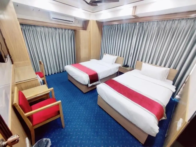 Deluxe Twin room with balcony and with city view