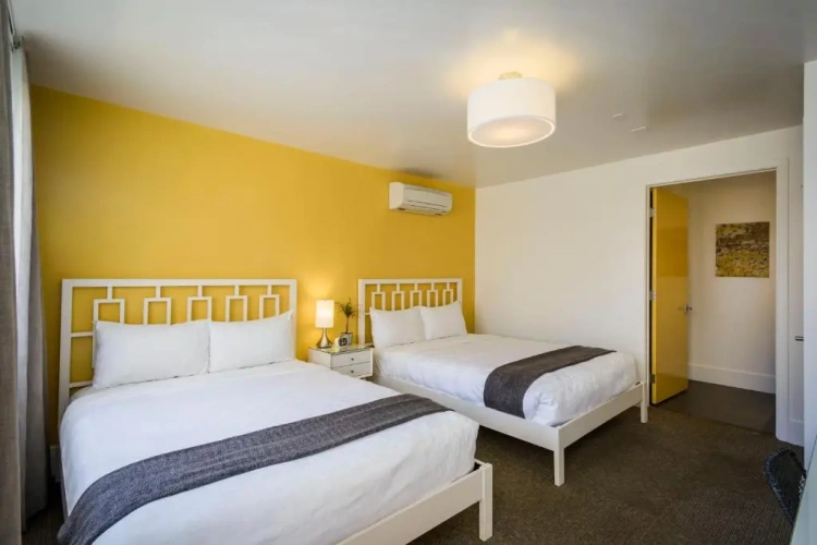 Superior Quadruple room