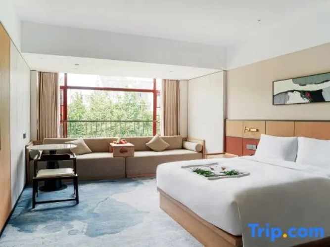 Deluxe Double Suite
