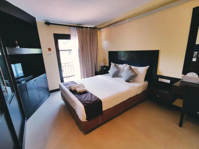 Standard room with mountain view