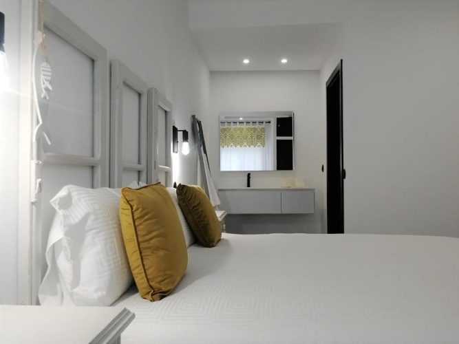 3 Bedrooms Apartment