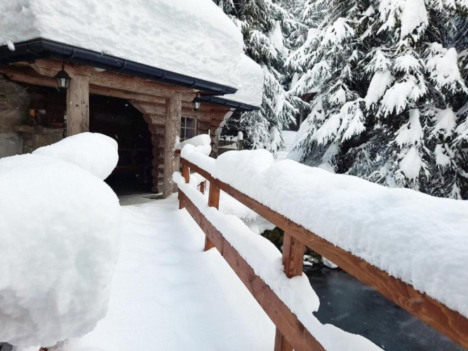 2 Bedrooms Double Chalet