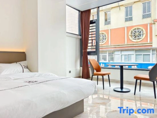 Premium Twin room