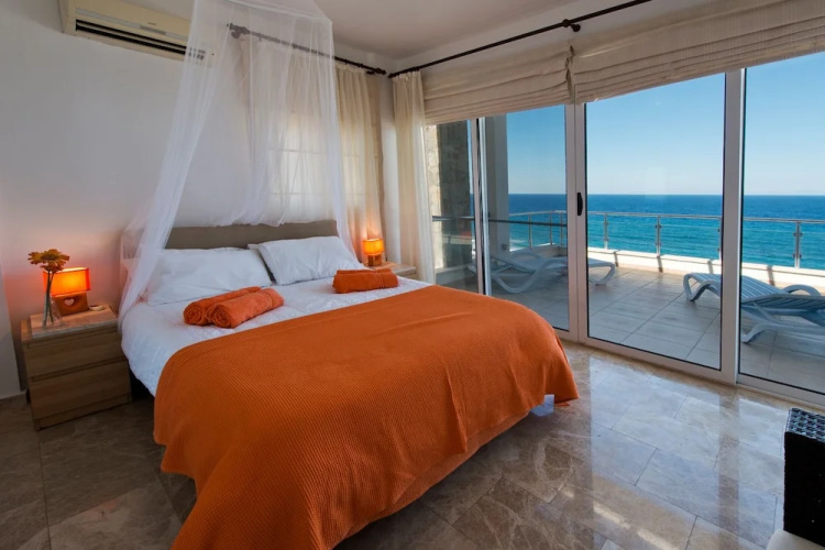 Villa Ocean View by Amy Villas