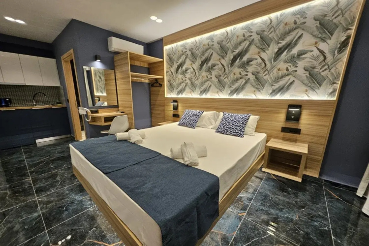 Eleni Beach Hotel