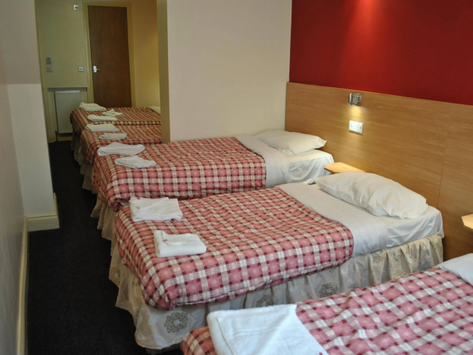 Carlton Hotel
