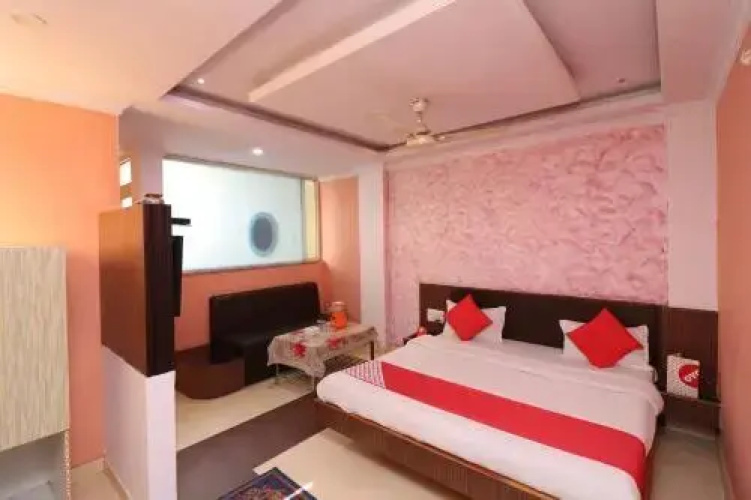 Hotel Rock View by OYO Rooms