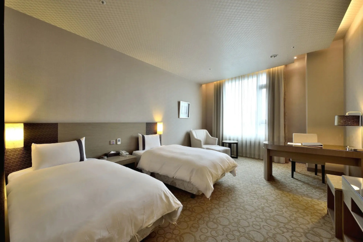 Shinkansen Grand Hotel